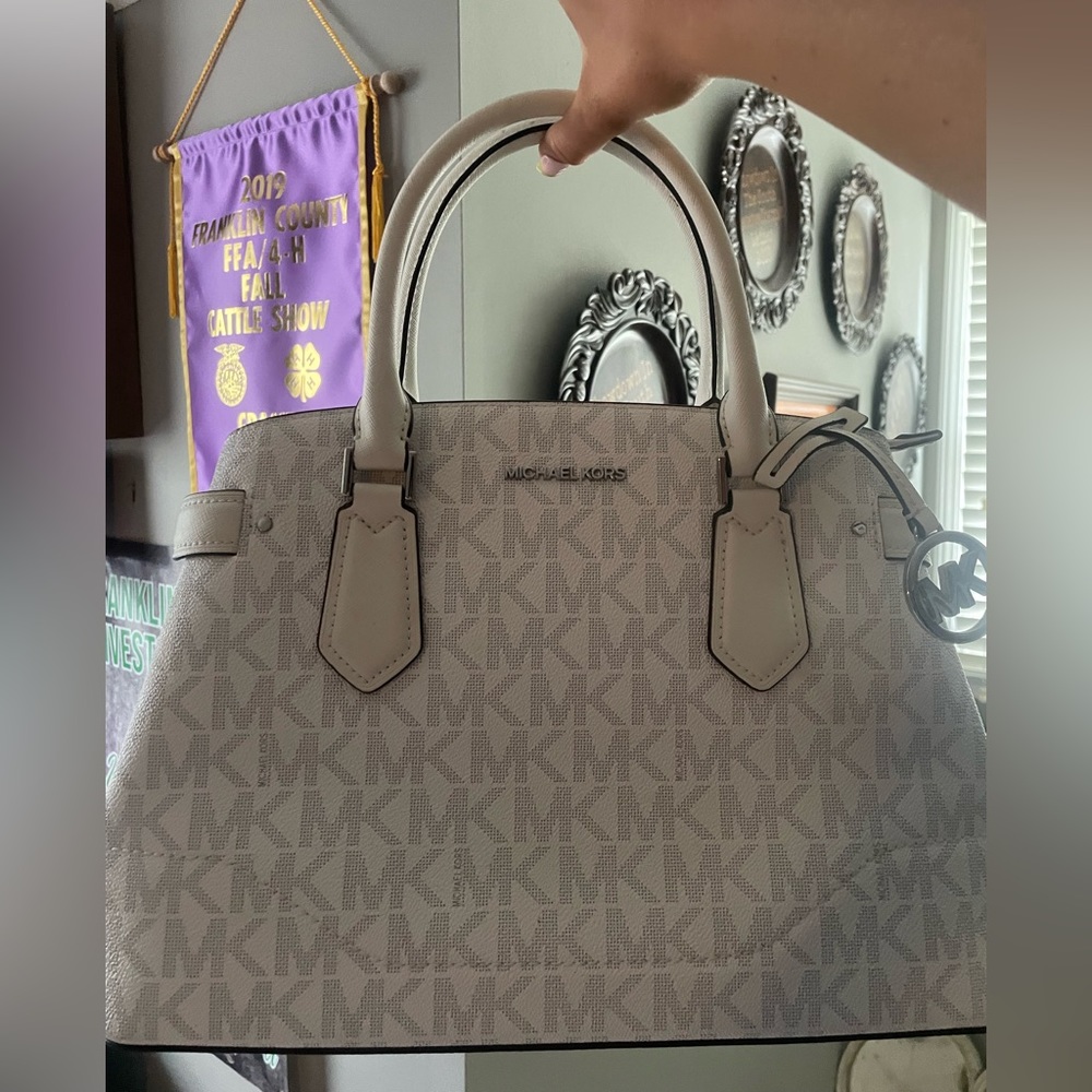 Michael Kors LG Satchel
